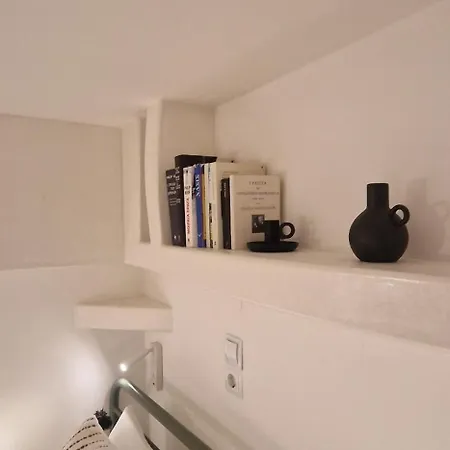 Holiday home Naousa's Melody